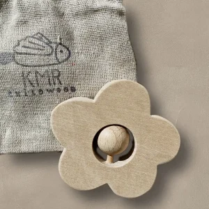 hochet-bois-marguerite.webp Hochet en bois – MARGUERITE