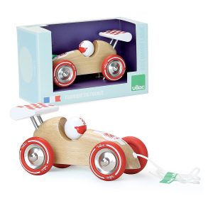 jouet-a-tirer-voiture-de-course-bois-naturel-vilac-3.jpg Voiture de course à trainer nature – Vilac