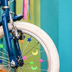 Perles pour rayons vélo – Aujourd’hui c’est mercredi