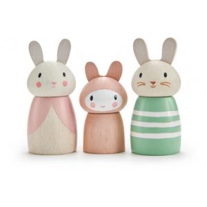 Famille lapins en bois